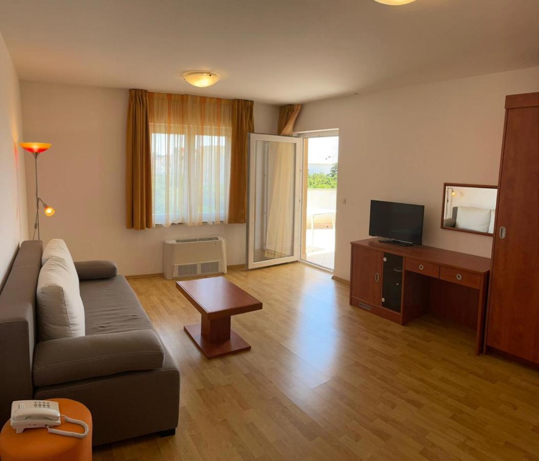 Bed & Breakfast Jugo Новаля Номер фото