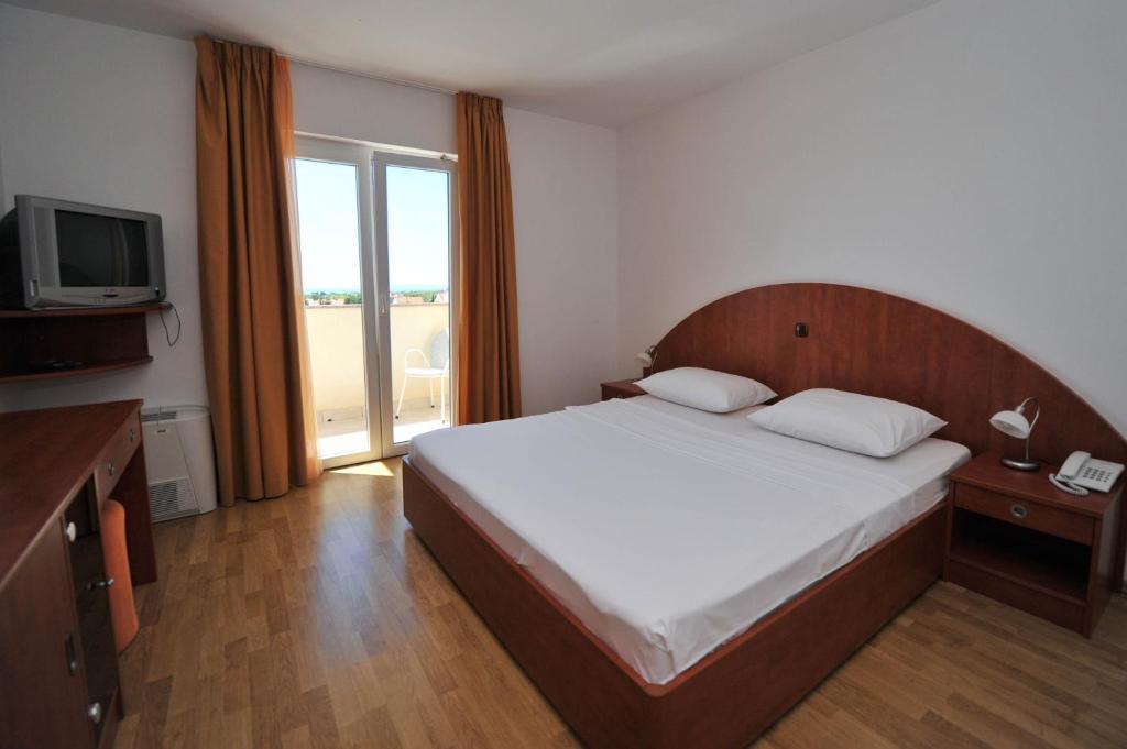 Bed & Breakfast Jugo Новаля Номер фото